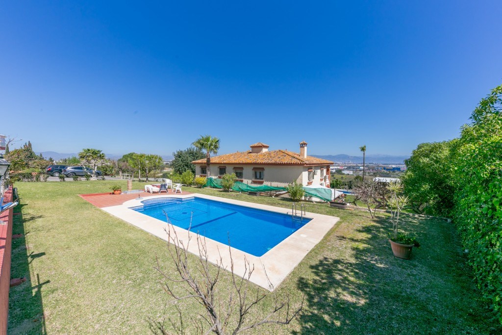10 bedrooms Villa in Churriana, Spain No. 62592