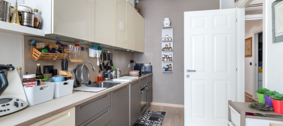 Apartamento de 4 habitaciónes en Turin, Italy No. 276015 14