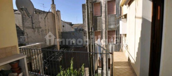 Квартира с 2 спальнями в Рагуза, Италия № 102109 6