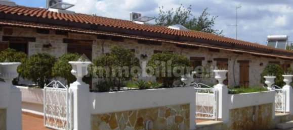 5-salle Propriété commerciale à Turi, Italy No. 213427 7