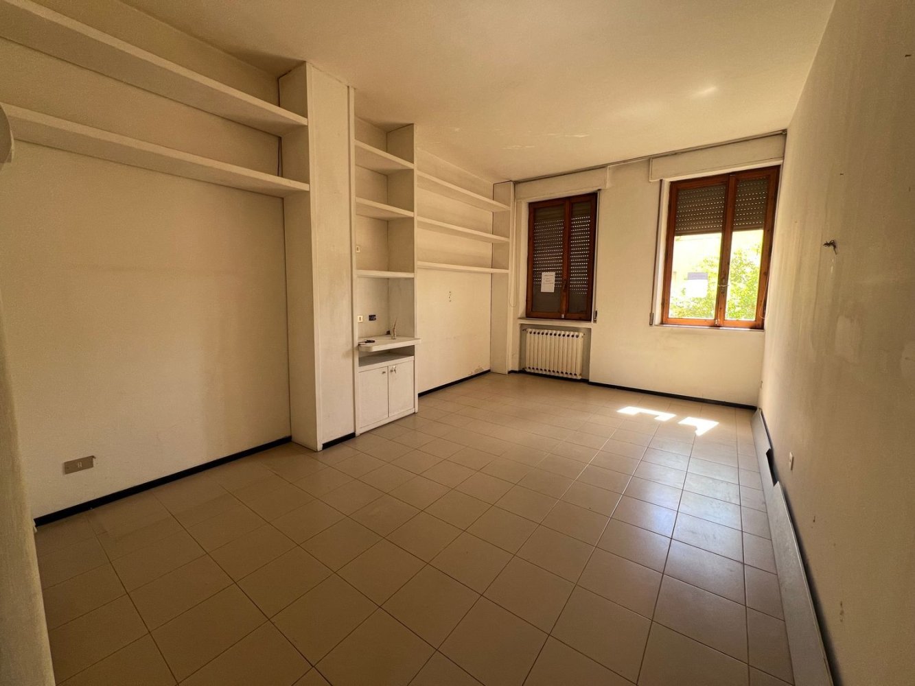 5 rooms Apartment in Castelfiorentino, Italy No. 121903