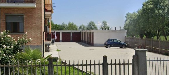 3 rooms Apartment in Airasca, Italy No. 10314 5