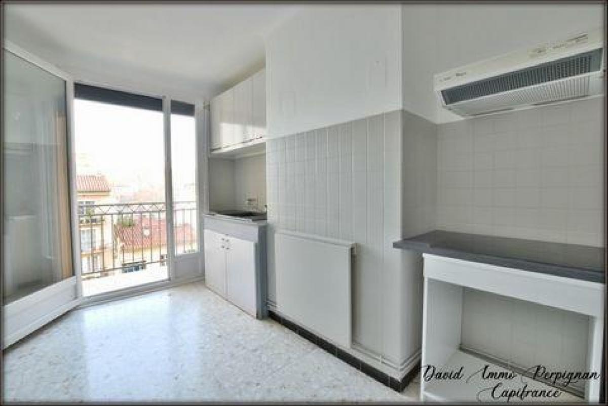 2 bedrooms Condo in Perpignan, France No. 26063