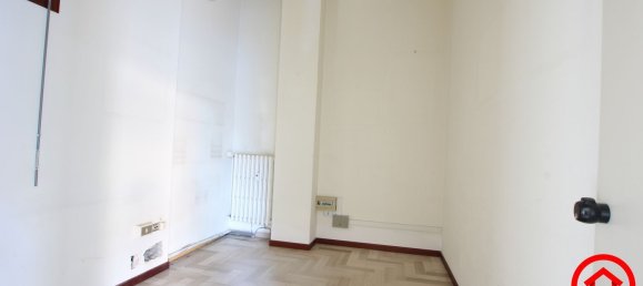 97m² Office in Cesena, Italy No. 108618 12