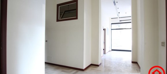 97m² Office in Cesena, Italy No. 108618 11