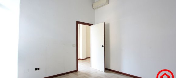 97m² Office in Cesena, Italy No. 108618 6