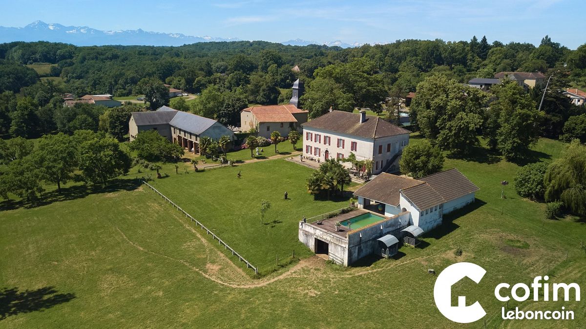 Casa de 4 dormitorios en Tarbes, France No. 338370