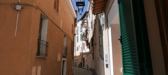 6 rooms House in Perinaldo, Italy No. 143651 17