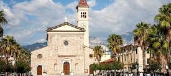 2 bedrooms Apartment in Carrara, Italy No. 47589 21