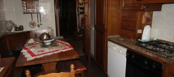 2 bedrooms Apartment in Carrara, Italy No. 47589 4