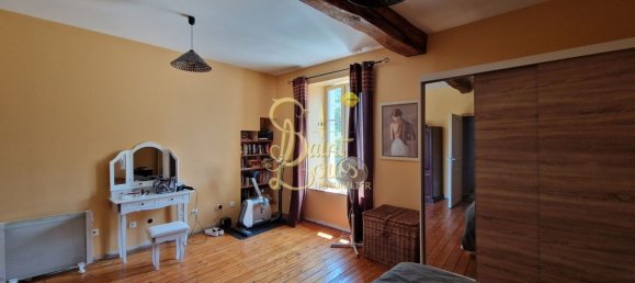 4 bedrooms House in Chinon, France No. 76215 14