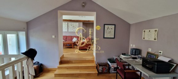 4 bedrooms House in Chinon, France No. 76215 8