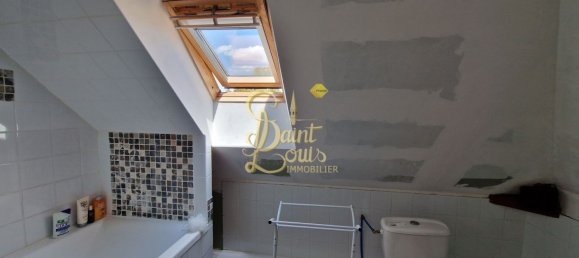 4 bedrooms House in Chinon, France No. 76215 12