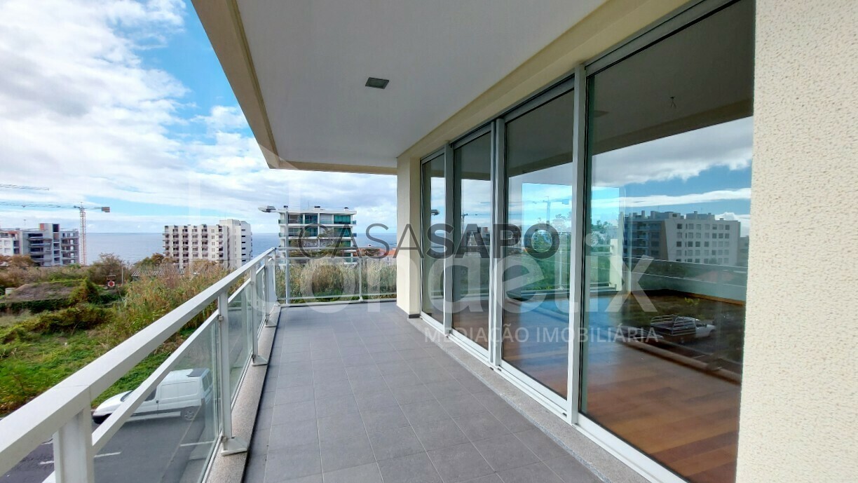 Квартира с 3 спальнями в Фуншал, Португалия № 100918