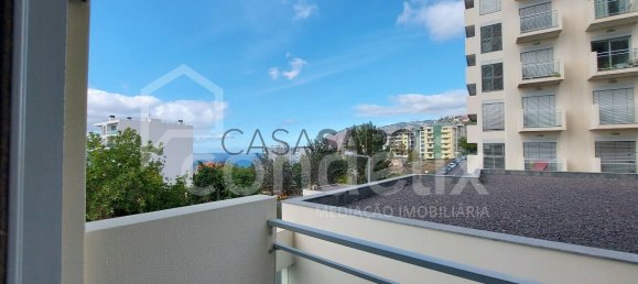 Квартира с 3 спальнями в Фуншал, Португалия № 100918 20