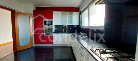 Квартира с 3 спальнями в Фуншал, Португалия № 100918 7