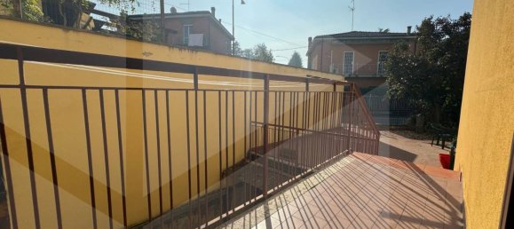 4 rooms Apartment in Casalecchio di Reno, Italy No. 24991 23