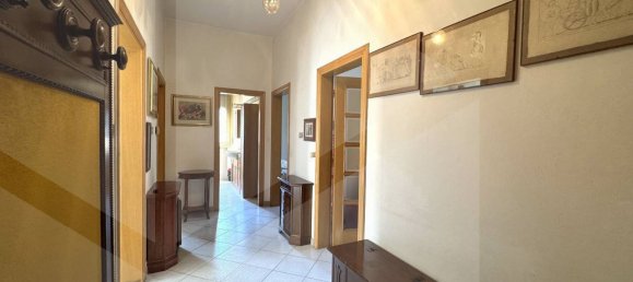 4 rooms Apartment in Casalecchio di Reno, Italy No. 24991 8