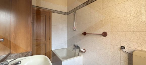 4 rooms Apartment in Casalecchio di Reno, Italy No. 24991 18