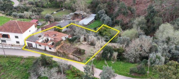 Casa de 3 dormitorios en Miranda do Corvo, Portugal No. 85707 4