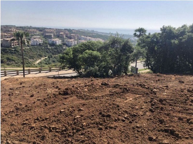 Grundstück in La Alcaidesa, Spain 1504m², Nr. 230157