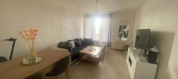 3 chambres Appartement à Châteauroux, France No. 100445 2