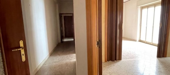 Apartamento de 7 habitaciónes en Caltanissetta, Italy No. 286664 17