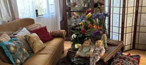 4 Schlafzimmer Villa in Miami, USA, Nr. 614449 2