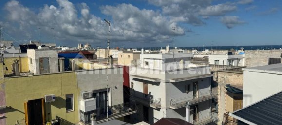 2 bedrooms House in Polignano a Mare, Italy No. 28433 16