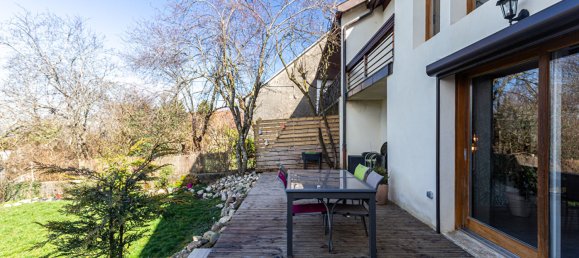 3 bedrooms House in Quintal, France No. 203207 5