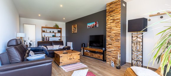 3 bedrooms House in Quintal, France No. 203207 9