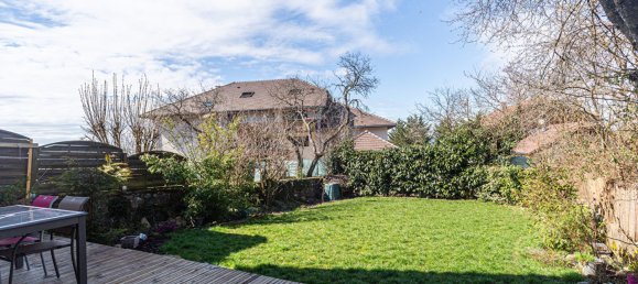 3 bedrooms House in Quintal, France No. 203207 2