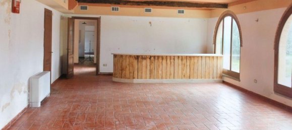  عقار تجاري في Campiglia Marittima, Italy 179متر مربع رقم 374885 2