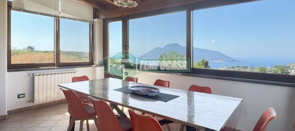 3 bedrooms Villa in Lipari, Italy No. 347080 9