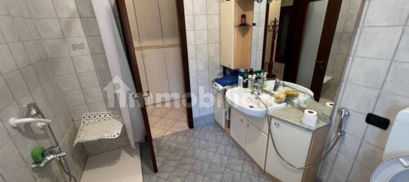 2 bedrooms Apartment in Saronno, Italy No. 380036 16