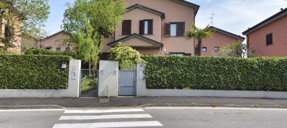 Вилла с 4 комнатами в Вимеркате, Италия № 260010 3