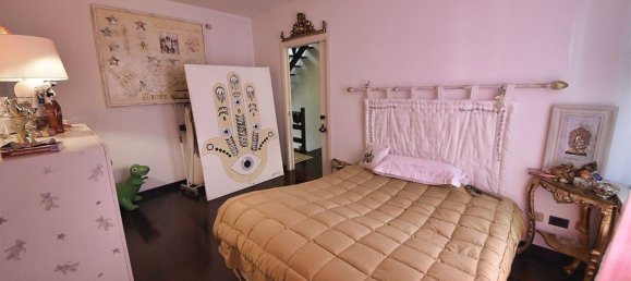 Вилла с 4 комнатами в Вимеркате, Италия № 260010 19