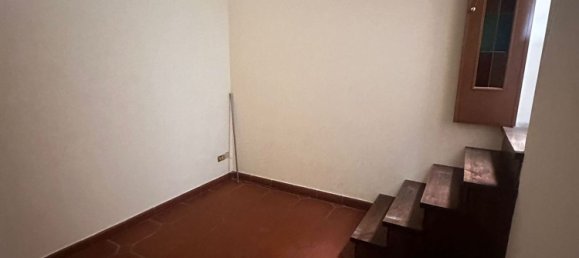 10 bedrooms House in Prato, Italy No. 359869 26