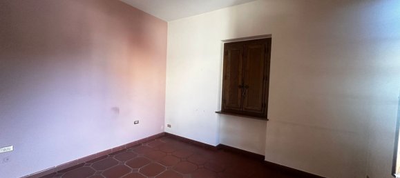 10 bedrooms House in Prato, Italy No. 359869 18