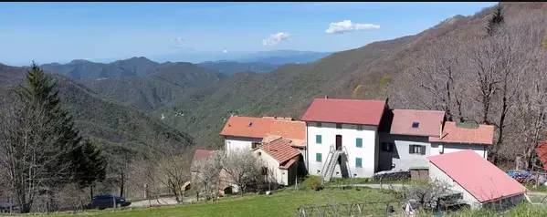 4-salle Villa à Torriglia, Italy No. 82398