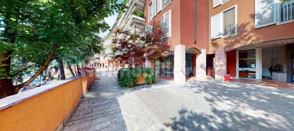 Garage à Segrate, Italy 25m² No. 210079 3