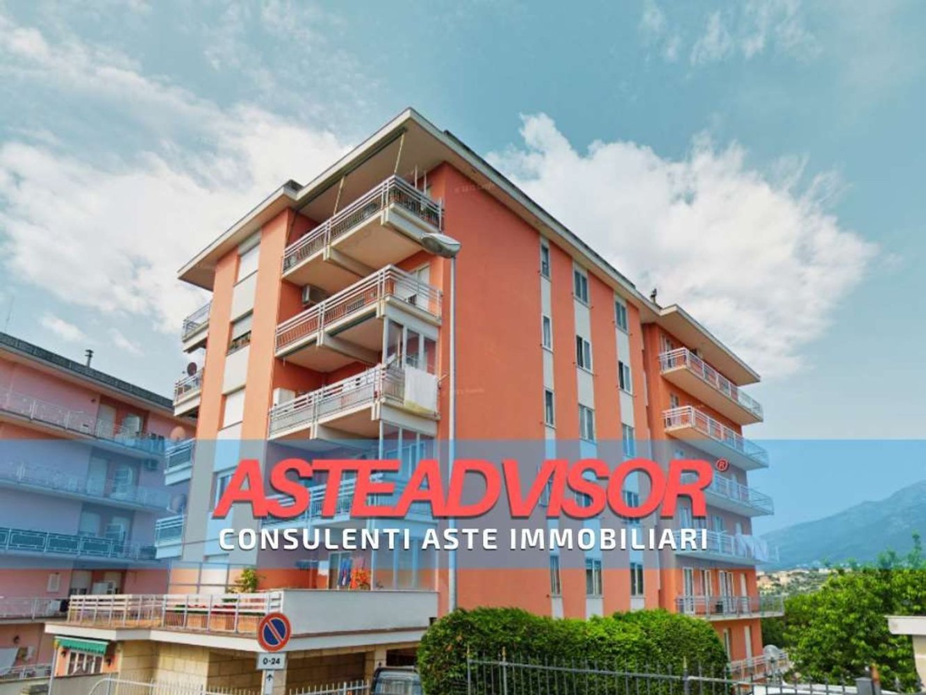 5 bedrooms Apartment in Arenzano, Italy No. 367227