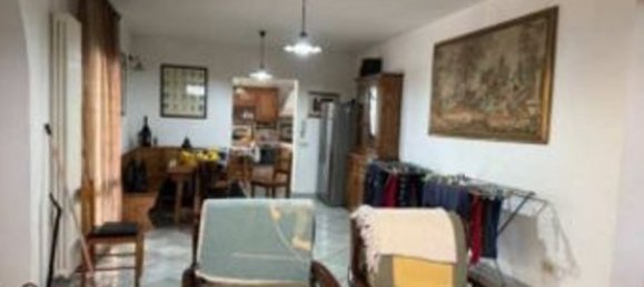 Apartamento de 7 divisões em Guidonia Montecelio, Italy N.º 196498 11