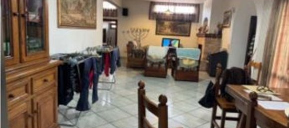 Apartamento de 7 divisões em Guidonia Montecelio, Italy N.º 196498 9