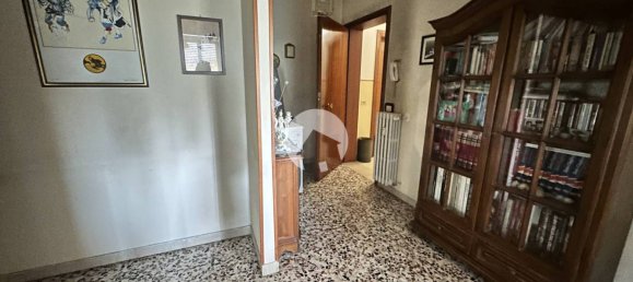 Apartamento T2 em Reggio Emilia, Italy N.º 265555 2