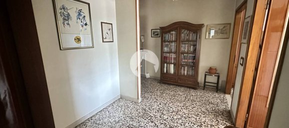Apartamento T2 em Reggio Emilia, Italy N.º 265555 4