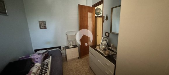 Apartamento T2 em Reggio Emilia, Italy N.º 265555 6