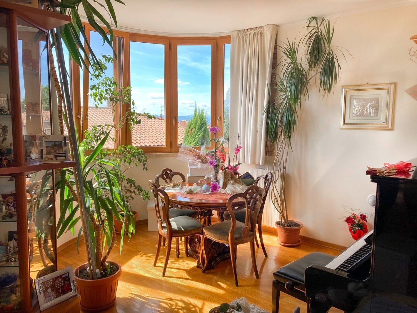 Apartamento de 5 habitaciónes en Montalcino, Italy No. 216332