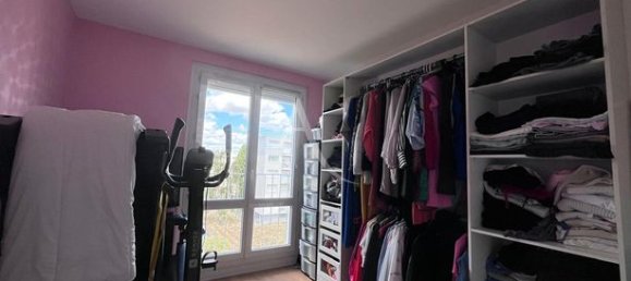 Apartamento de 3 dormitorios en Laval, France No. 307518 12