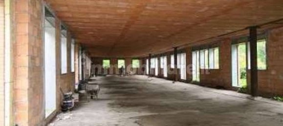 Edifício de 1 divisão em Gavirate, Italy N.º 320728 4